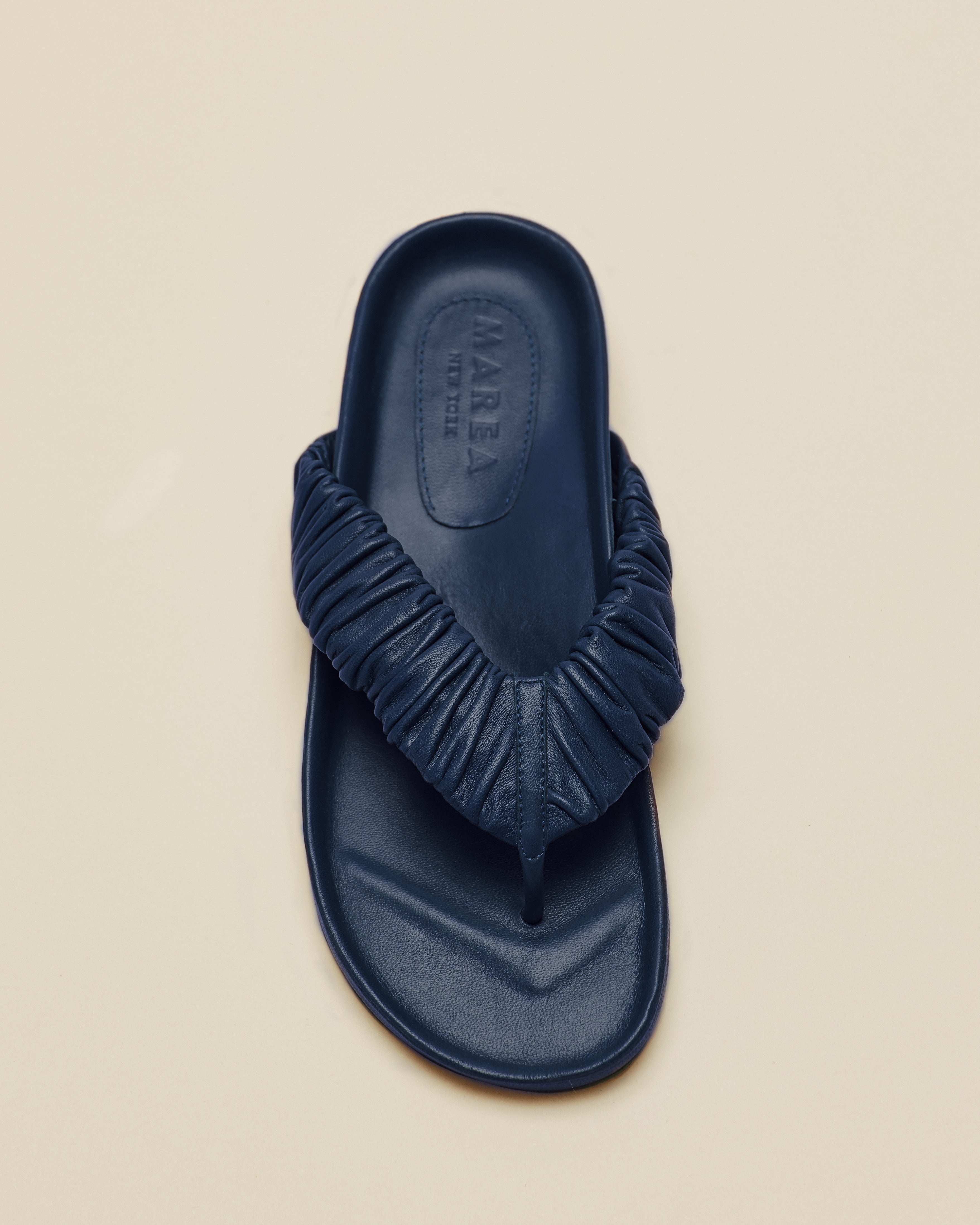 【MODERNIF】perry leather flip flops LEATHER FLIP FLOP BLUE – Marea New York