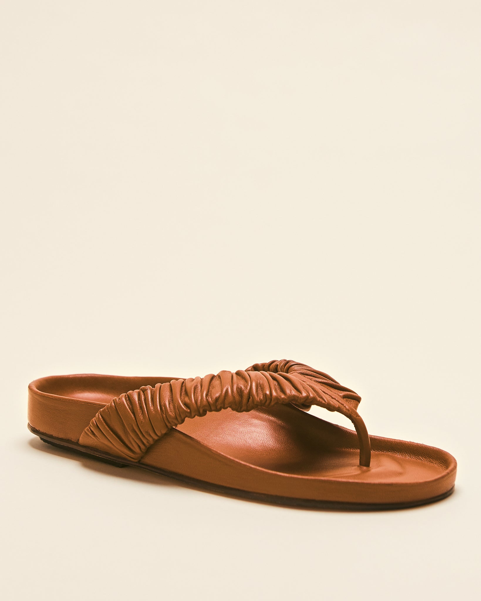 LEATHER FLIP FLOP CARAMEL
