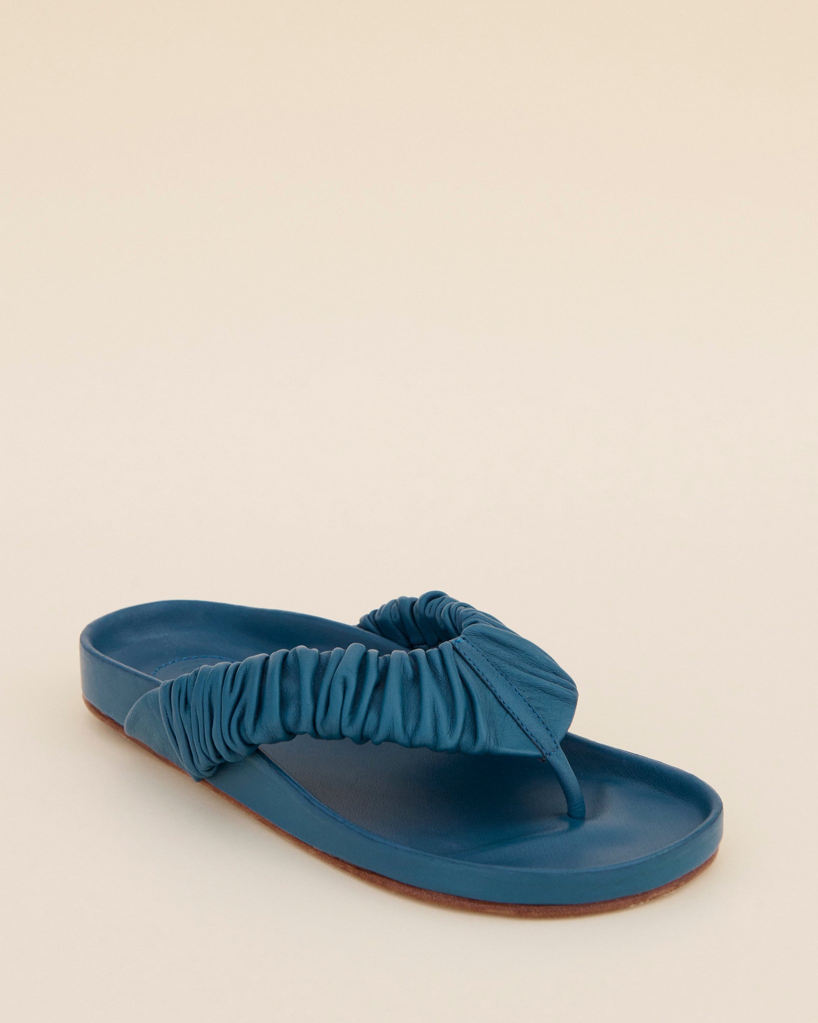 LEATHER FLIP FLOP BLUE