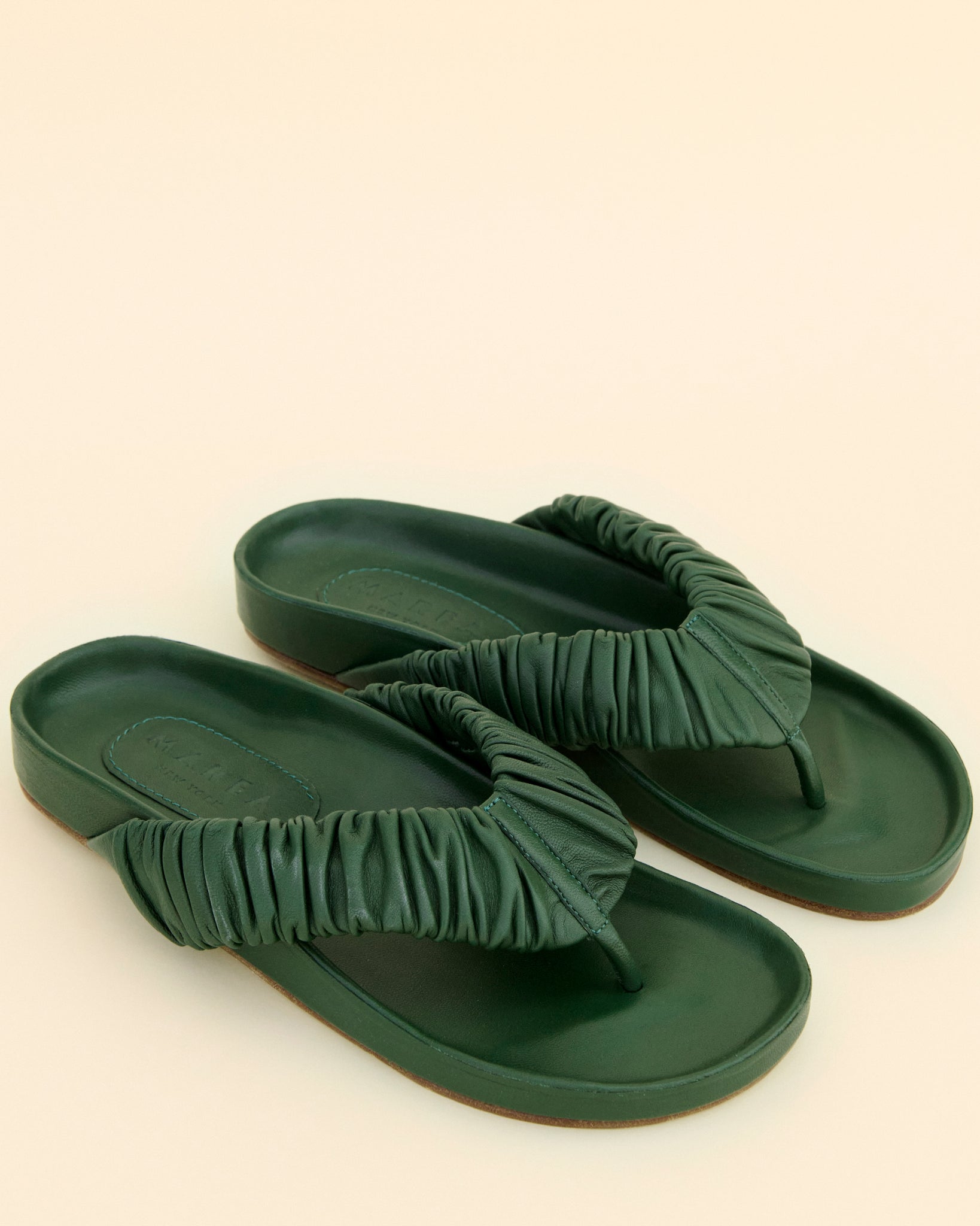 LEATHER FLIP FLOP FOREST GREEN