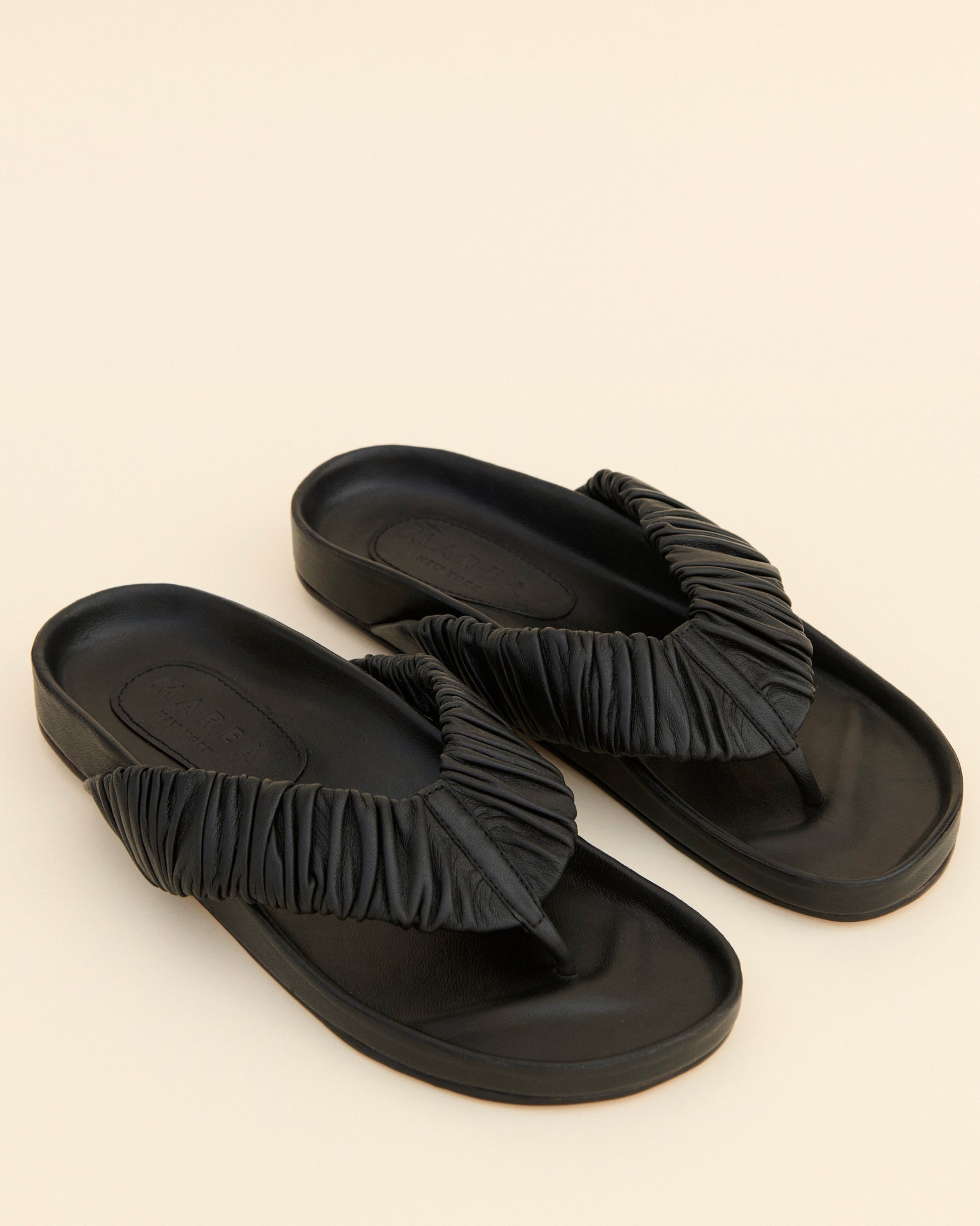 LEATHER FLIP FLOP BLACK